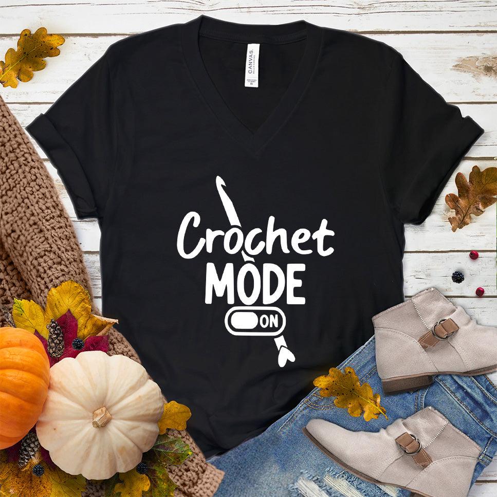Crochet Mode ON V-Neck