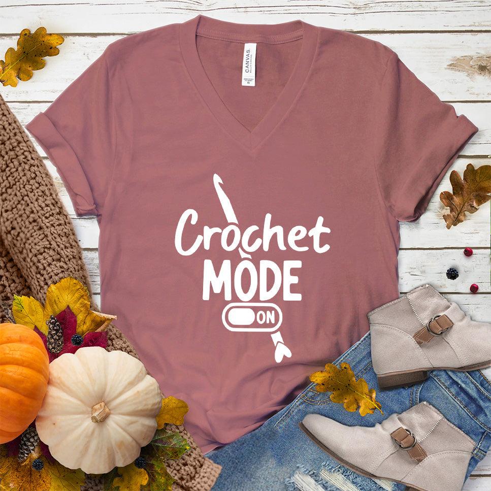 Crochet Mode ON V-Neck