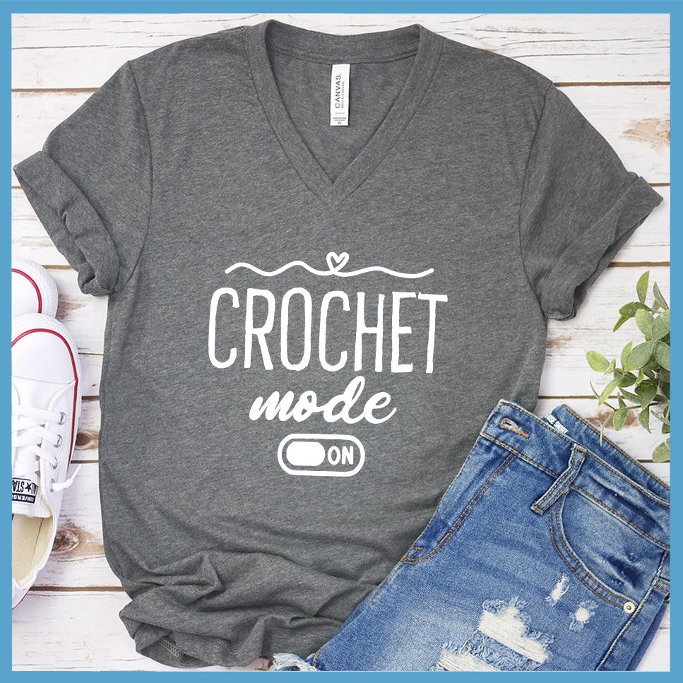 Crochet Mode On V-Neck - Knitted Heart Edition