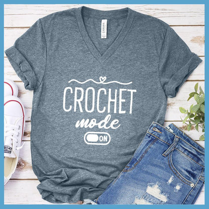 Crochet Mode On V-Neck - Knitted Heart Edition