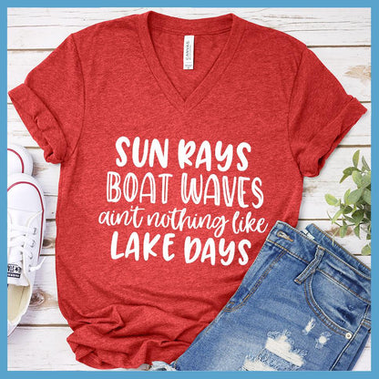 Sun Rays Boat Waves V-neck