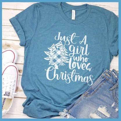 Just A Girl Who Loves Christmas T-Shirt