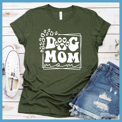 Dog Mom Retro T-Shirt